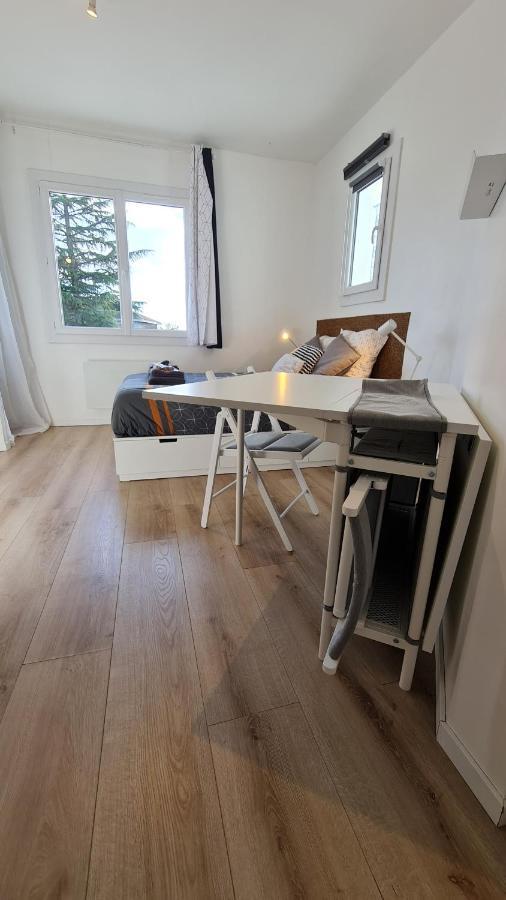 A1 Sweet Homes Angouleme L Secteur Sillac L Parking Gratuit - Animaux Acceptes エクステリア 写真