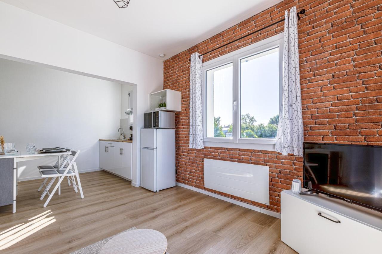 A1 Sweet Homes Angouleme L Secteur Sillac L Parking Gratuit - Animaux Acceptes エクステリア 写真