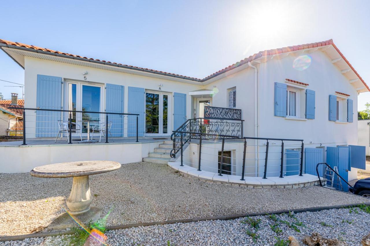 A1 Sweet Homes Angouleme L Secteur Sillac L Parking Gratuit - Animaux Acceptes エクステリア 写真